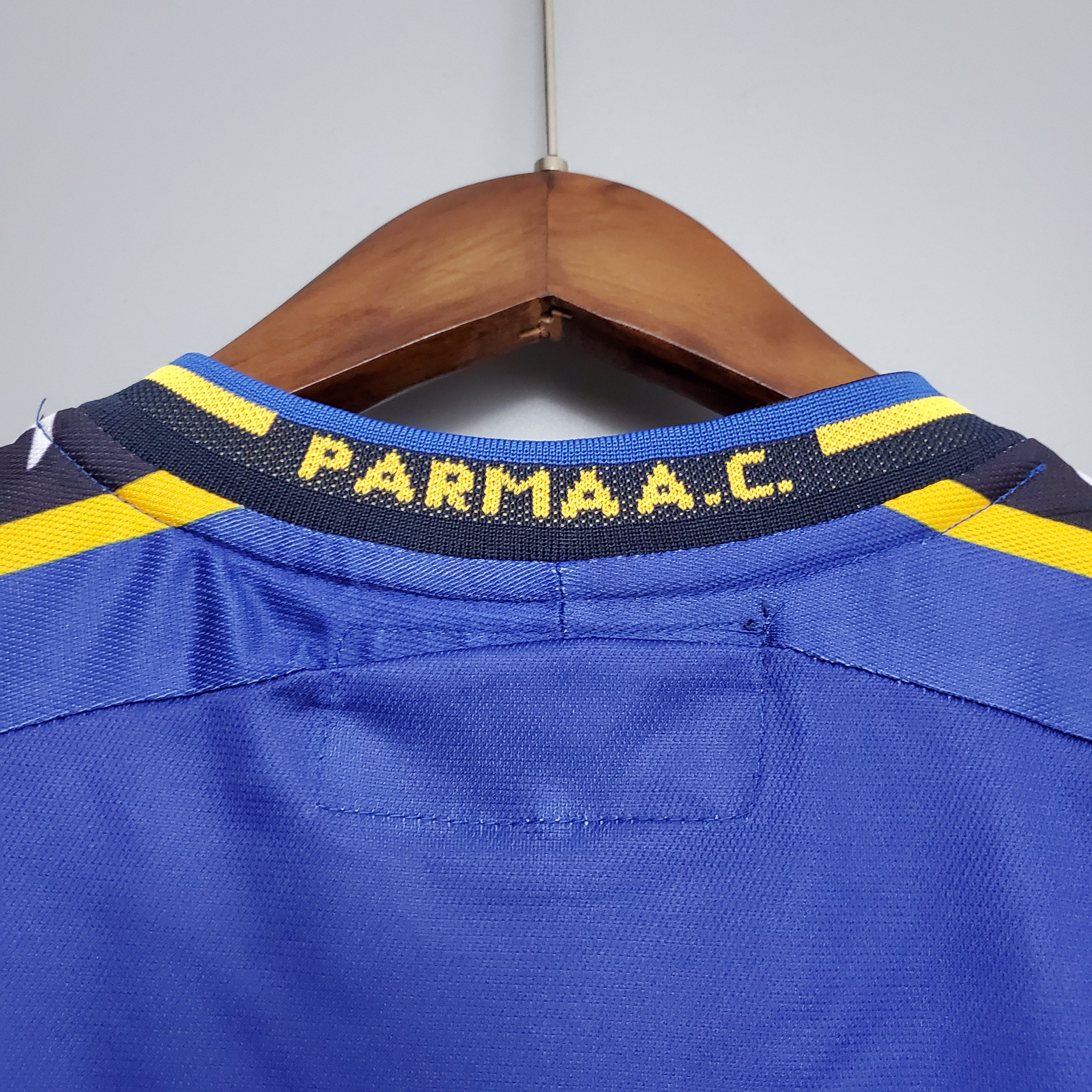 Parma home jersey. Season 01/02