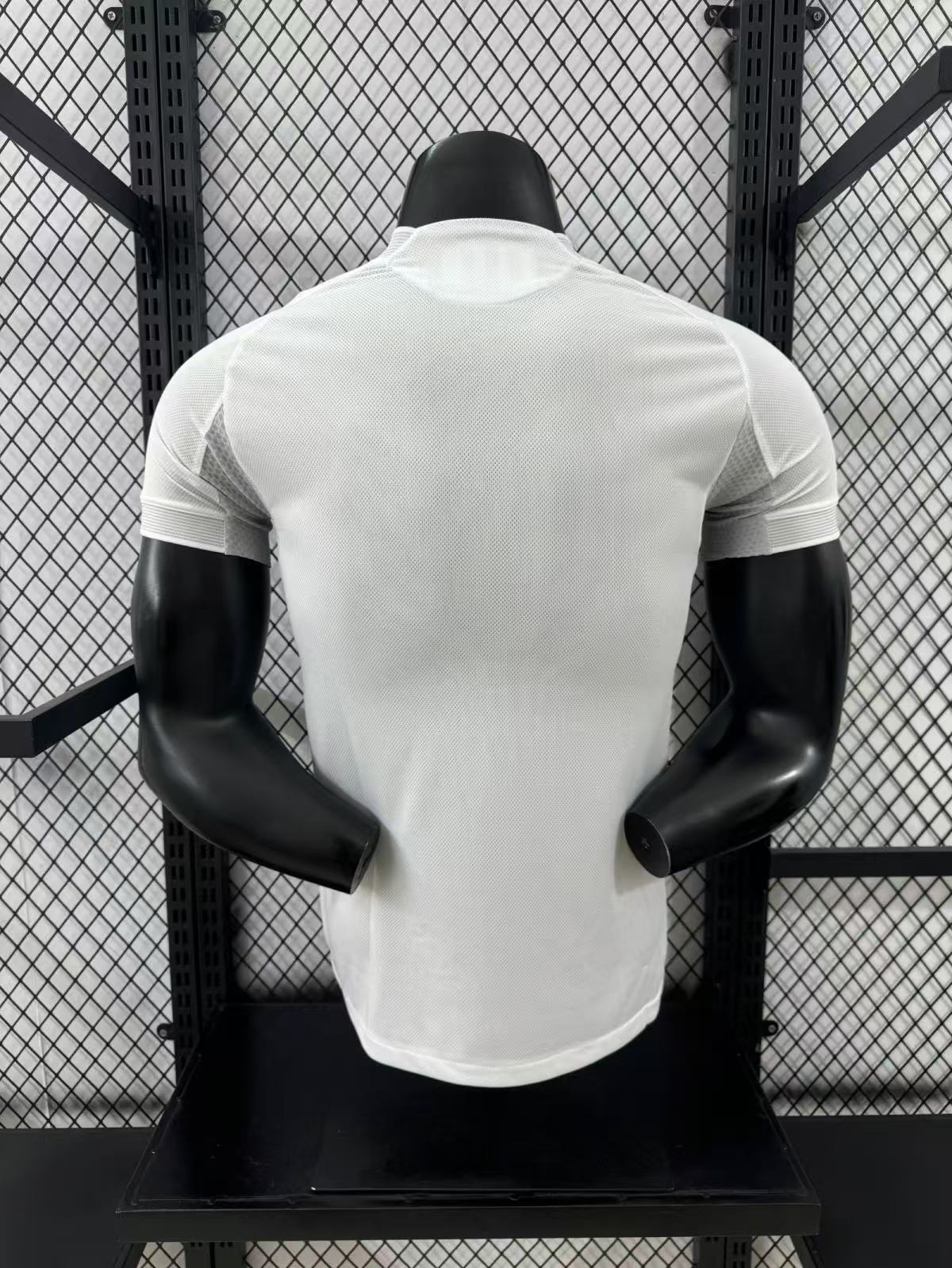 Real Madrid home jersey. Season 25/26. (Player version)