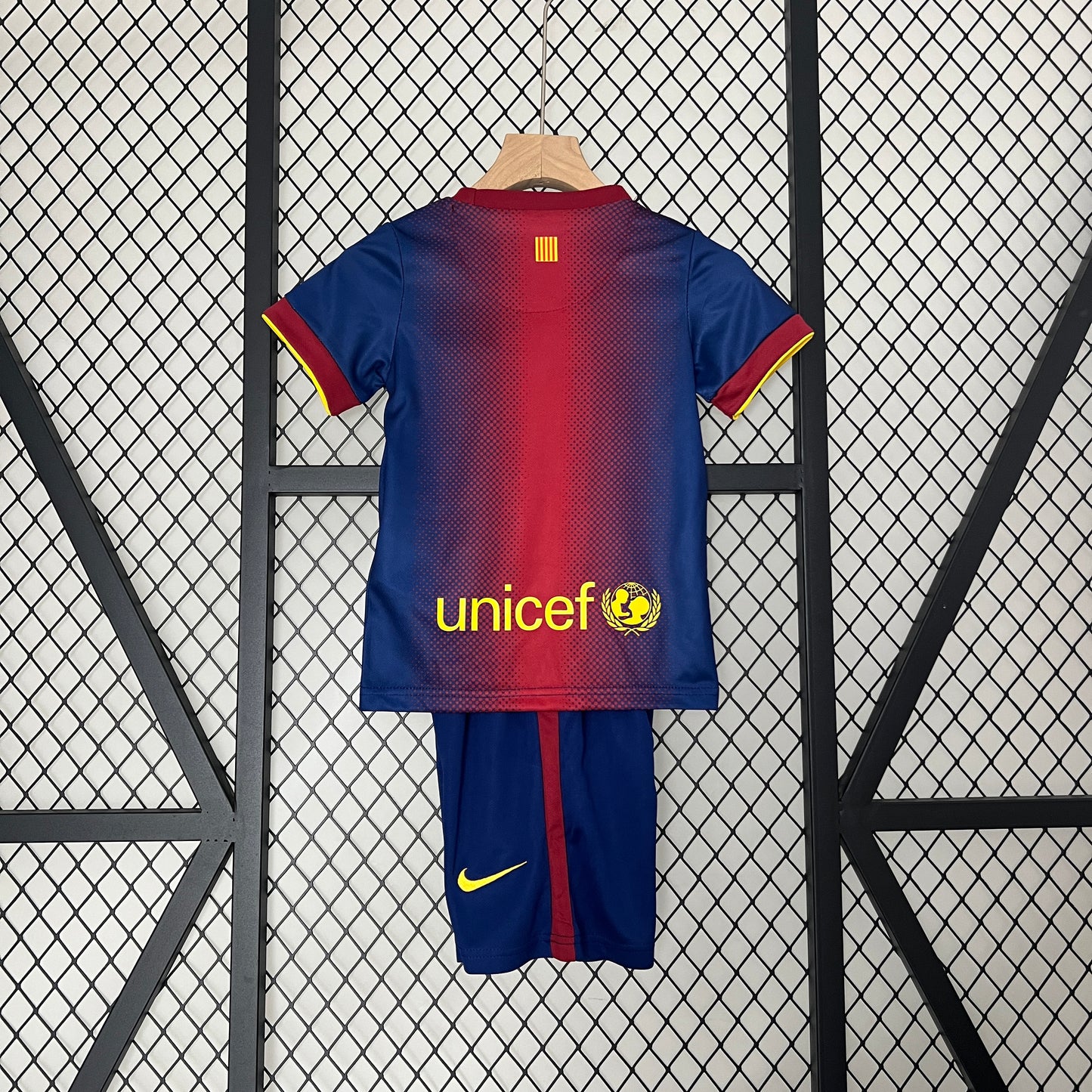 Barcelona home kids set. Season 12/13