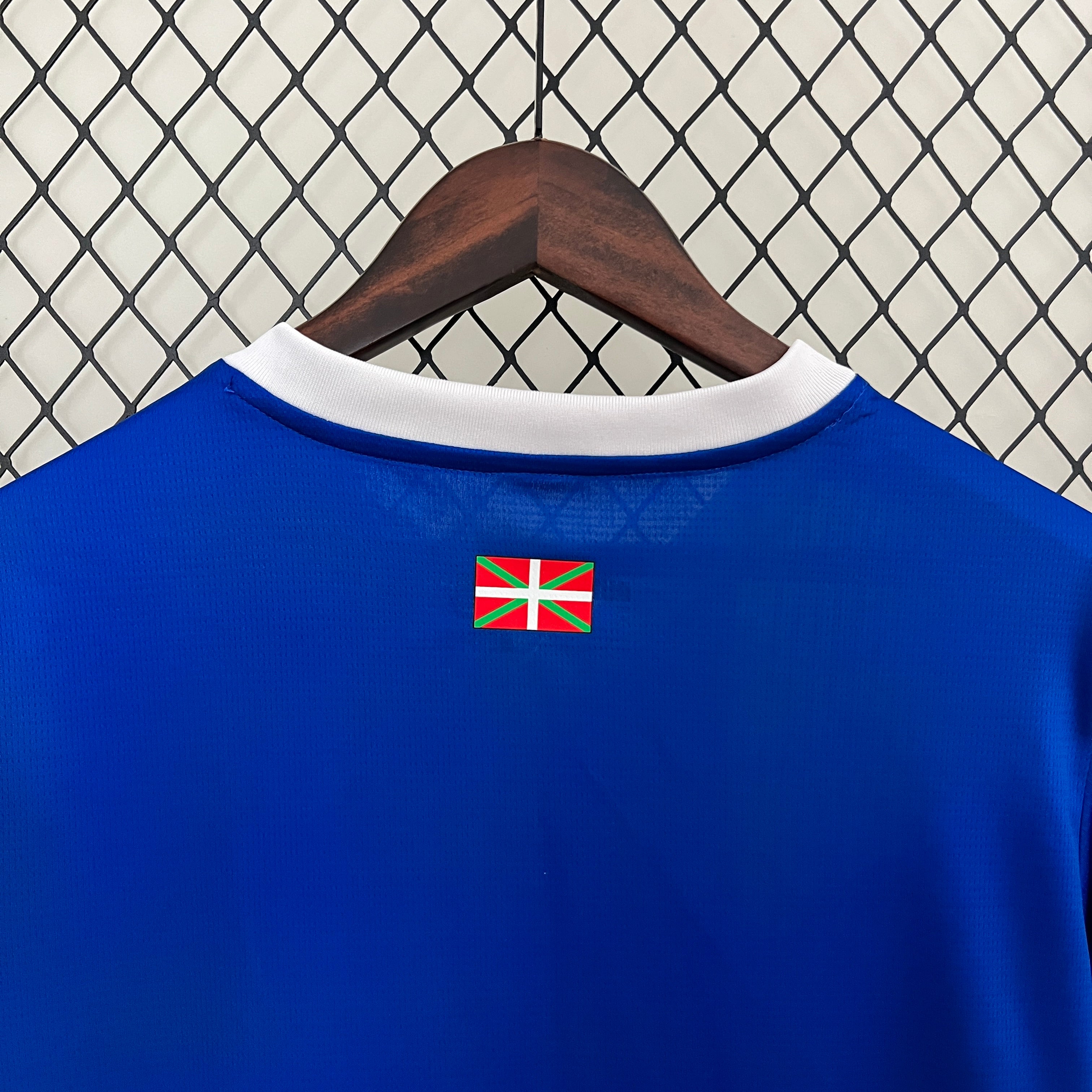 Alaves home jersey. Season 24/25