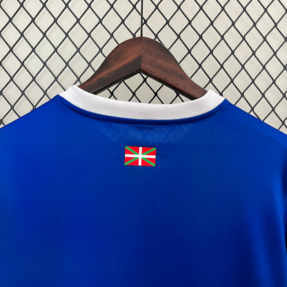 Alaves home jersey. Season 24/25