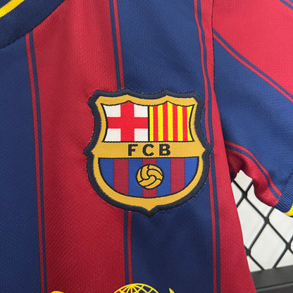 Barcelona home kids set. Season 09/10
