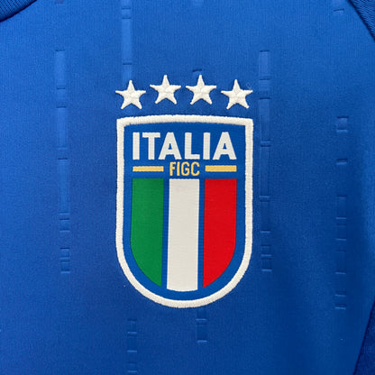 Italy home jersey for women. Season 23/24