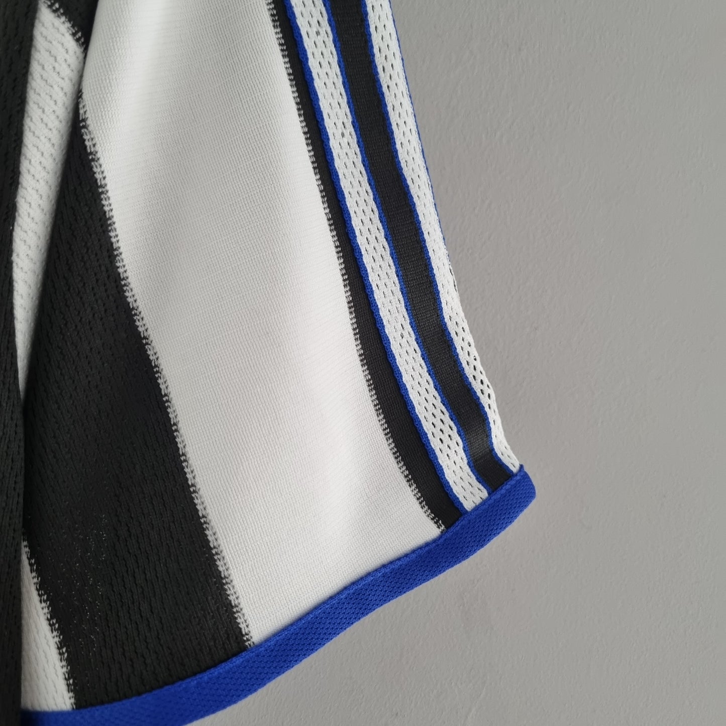 Newcastle United home jersey. Season 00/01