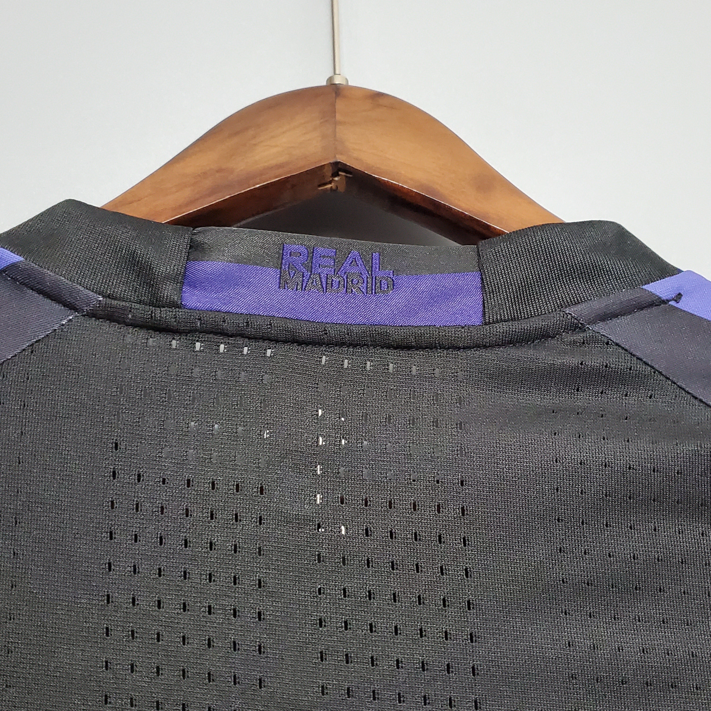 Real Madrid longsleeve away jersey. Season 16/17