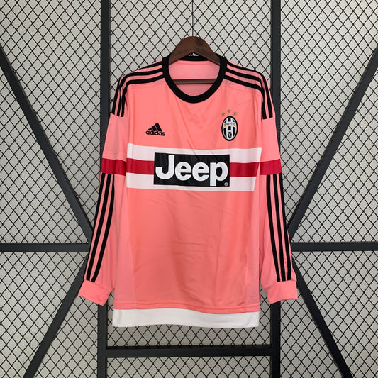 Juventus longsleeve away jersey. Season 15/16