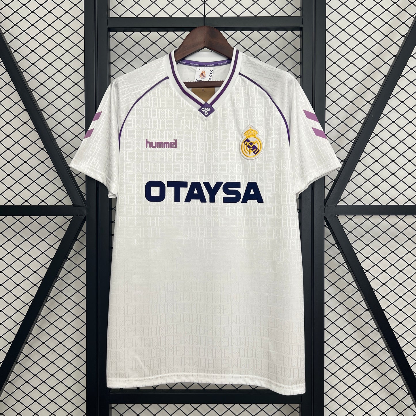 Real Madrid home jersey. Season 90/92