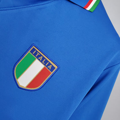 Italy home jersey. Season 82/83