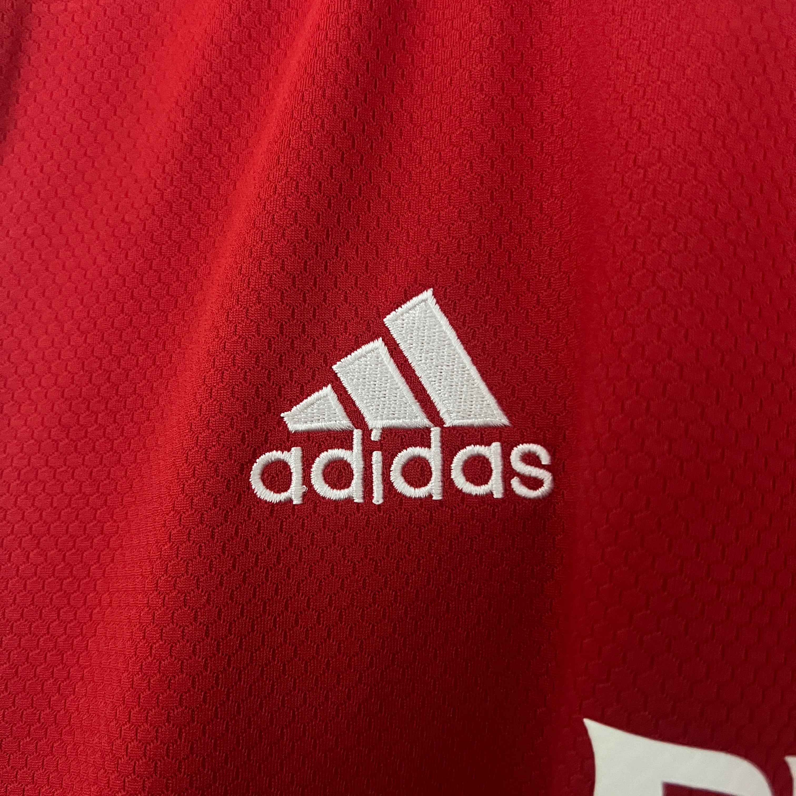 Arsenal home jersey. Season 19/20