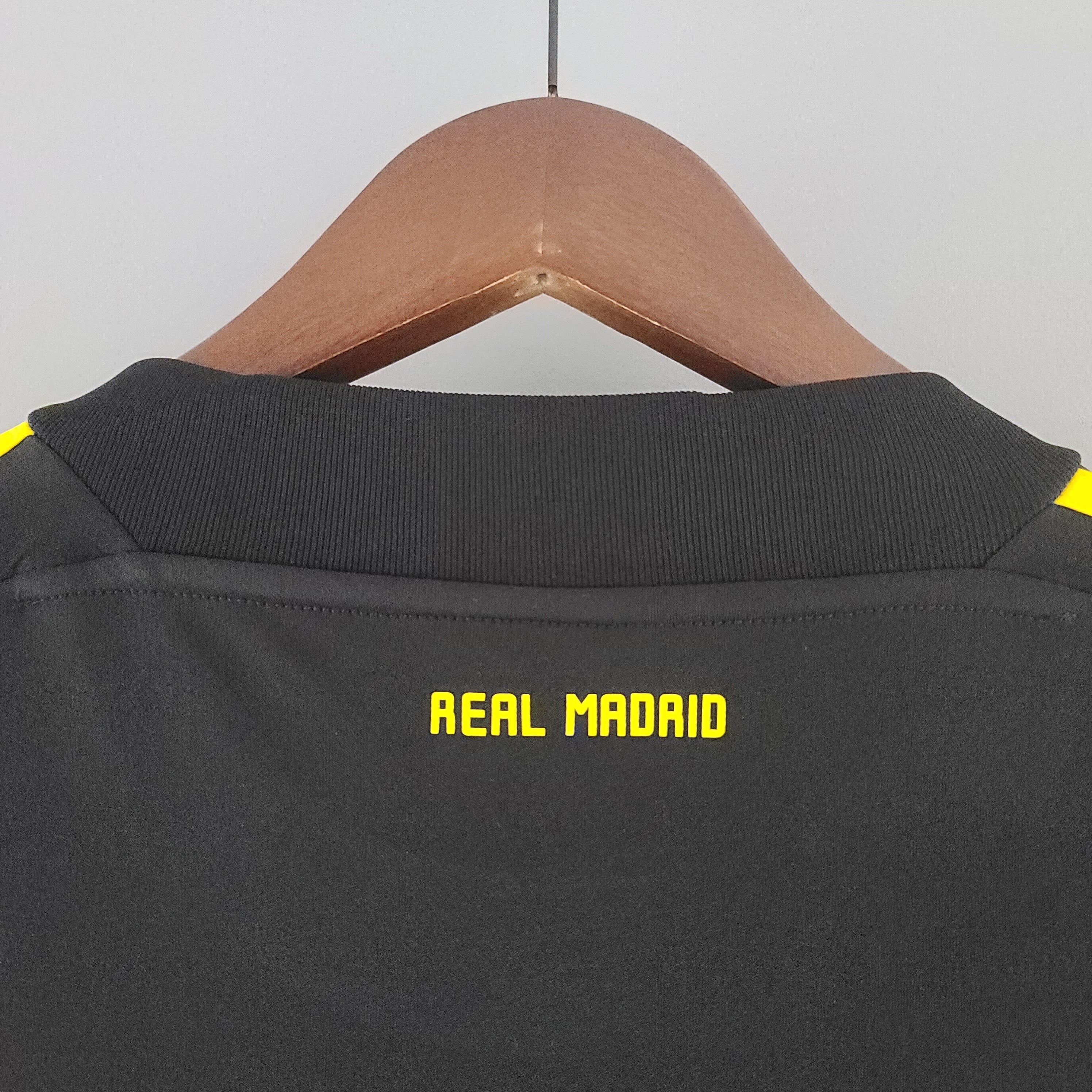 Real Madrid goalkeeper jersey. Season 11/12