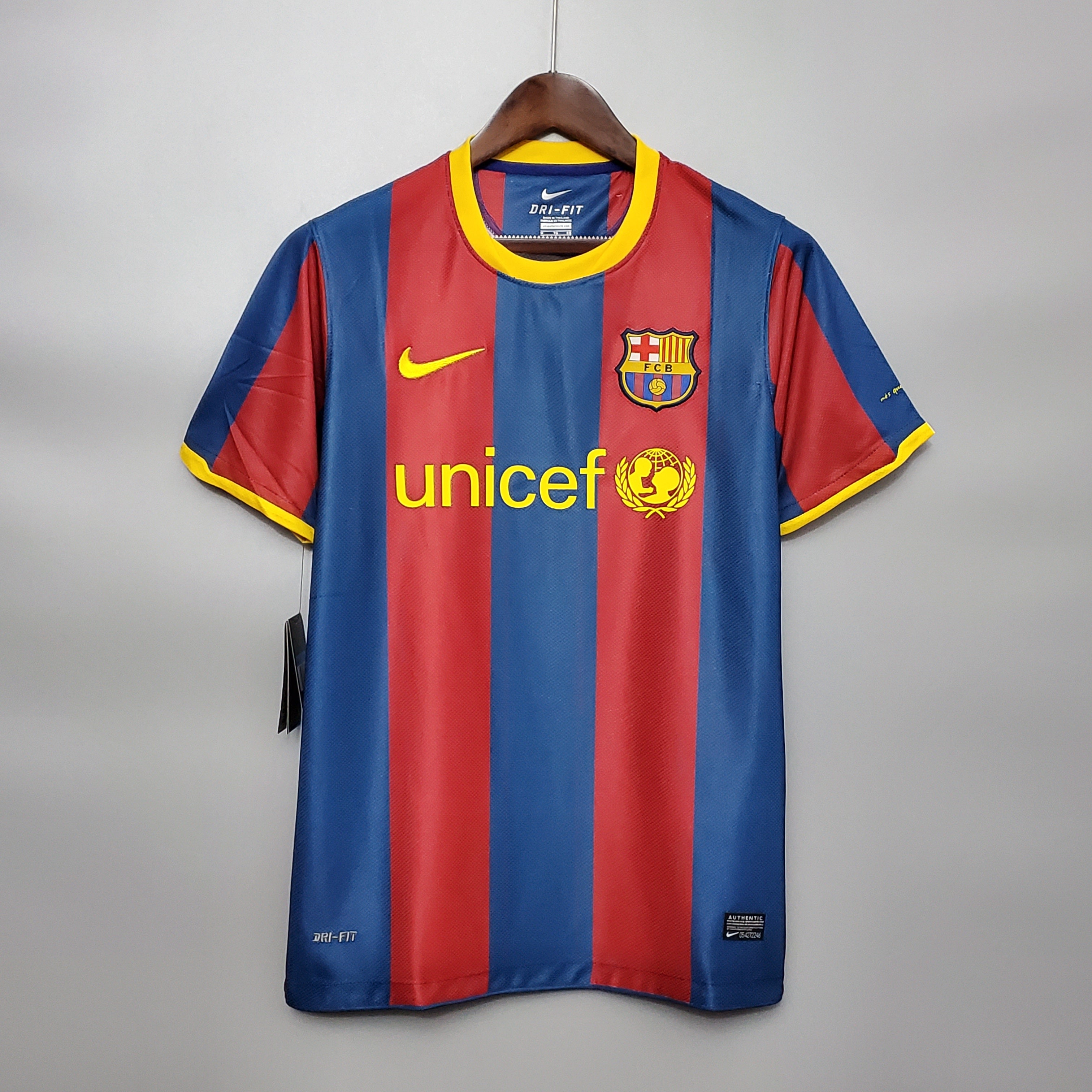 Barcelona home jersey. Season 10/11