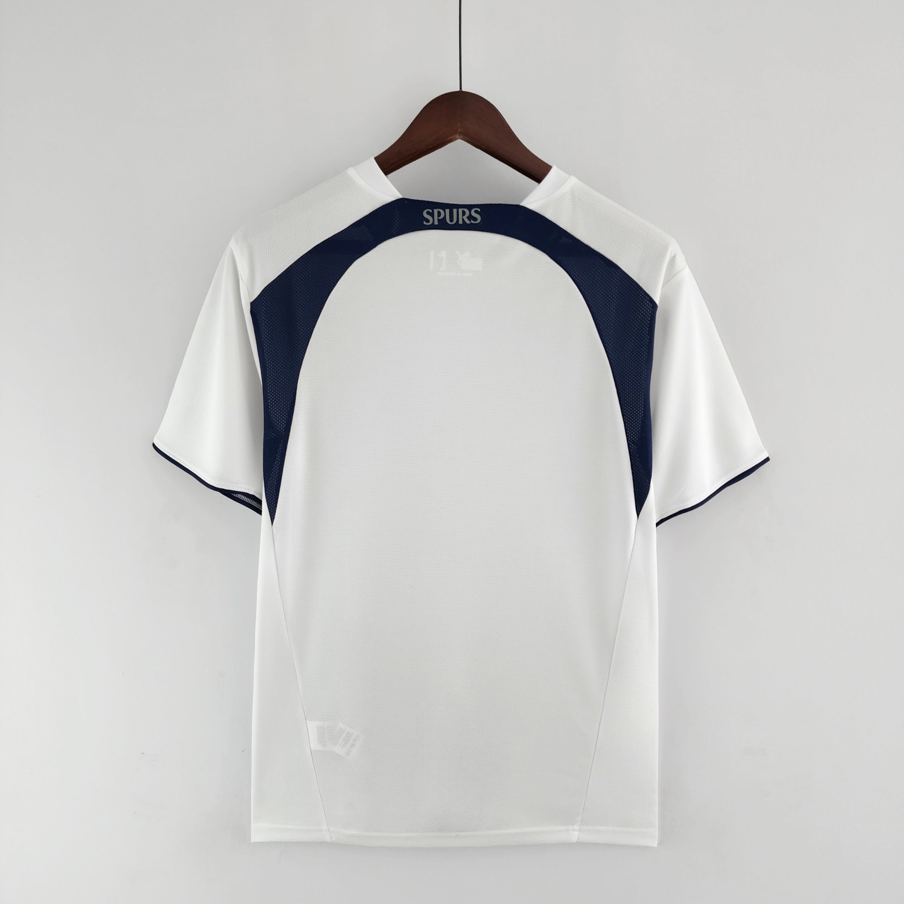 Tottenham Hotspur home jersey. Season 06/07