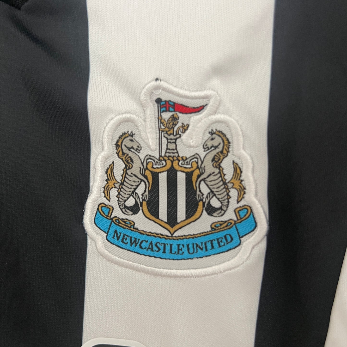 Newcastle home kids set. Season 24/25
