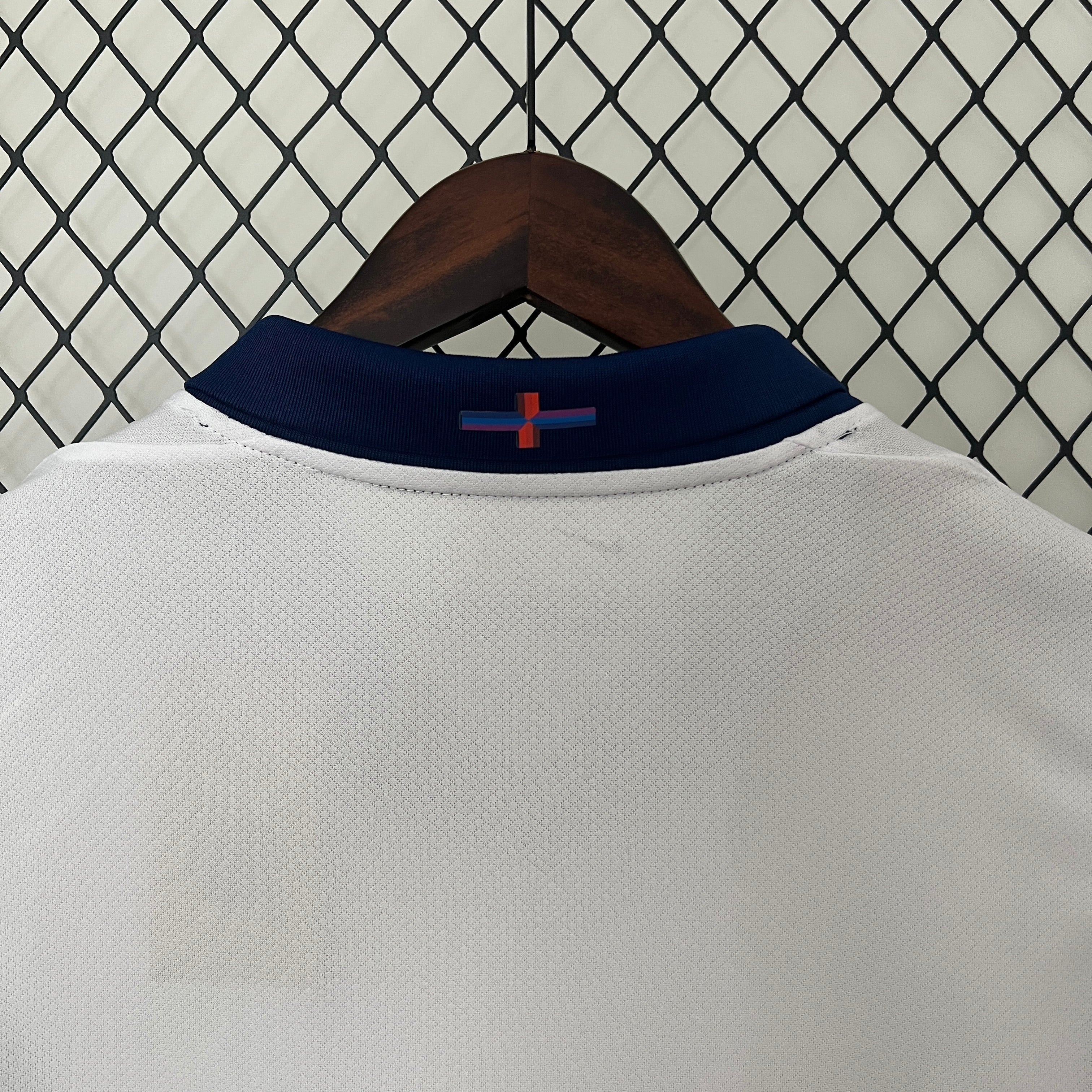 England home jersey for women. Season 23/24