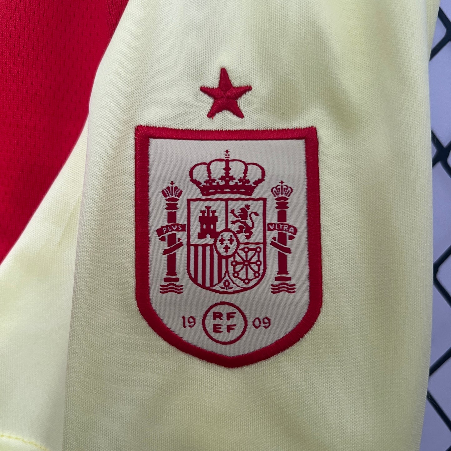 Spain 2024 away kids set