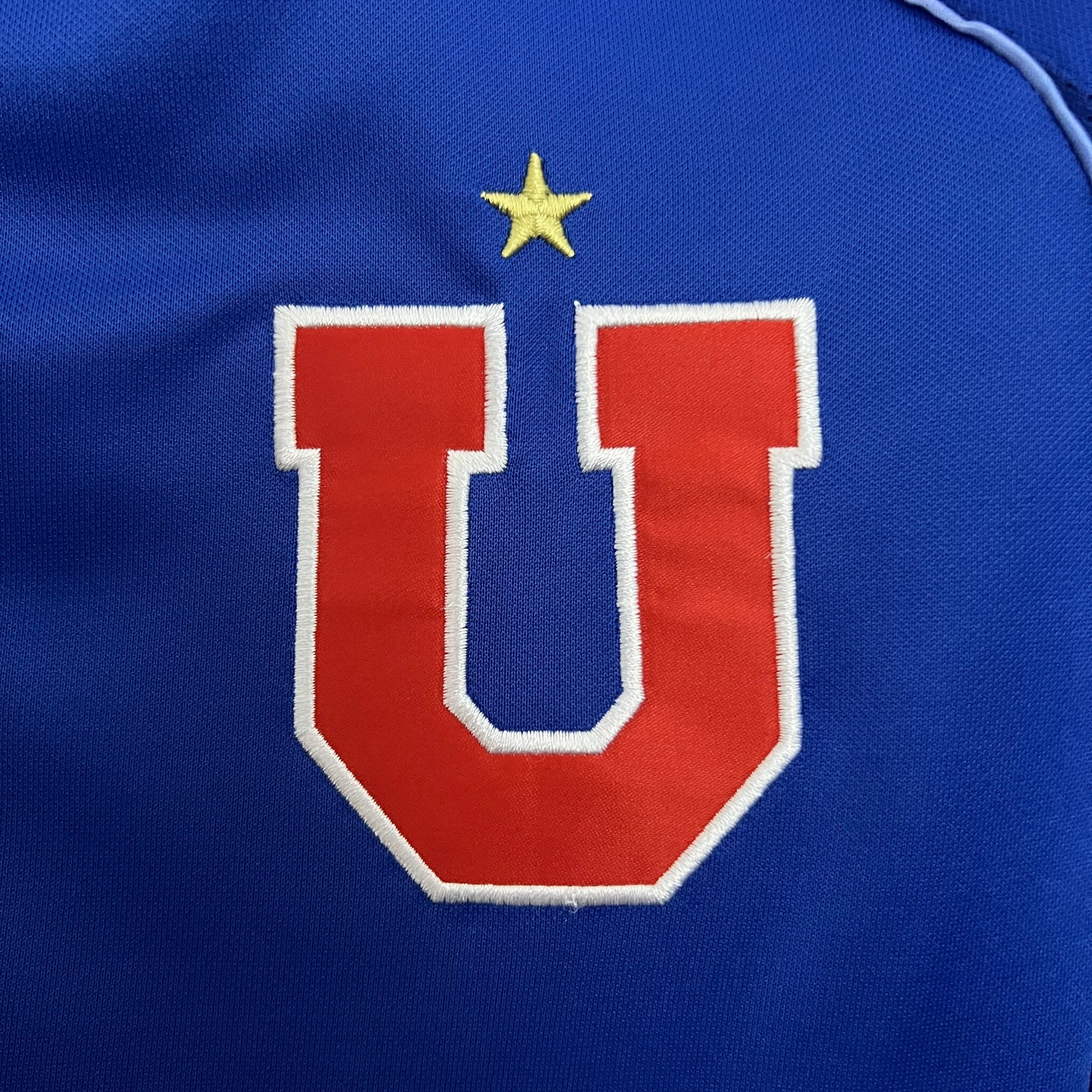 Universidad de Chile jersey for women. Season 24/25