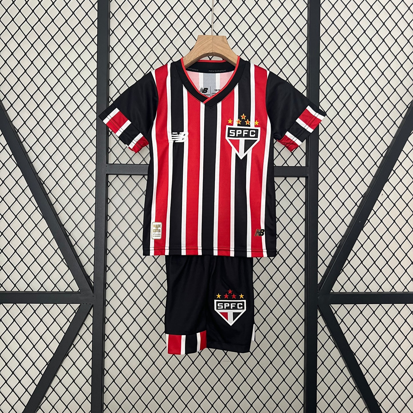 Sao Paolo away kids set. Season 24/25