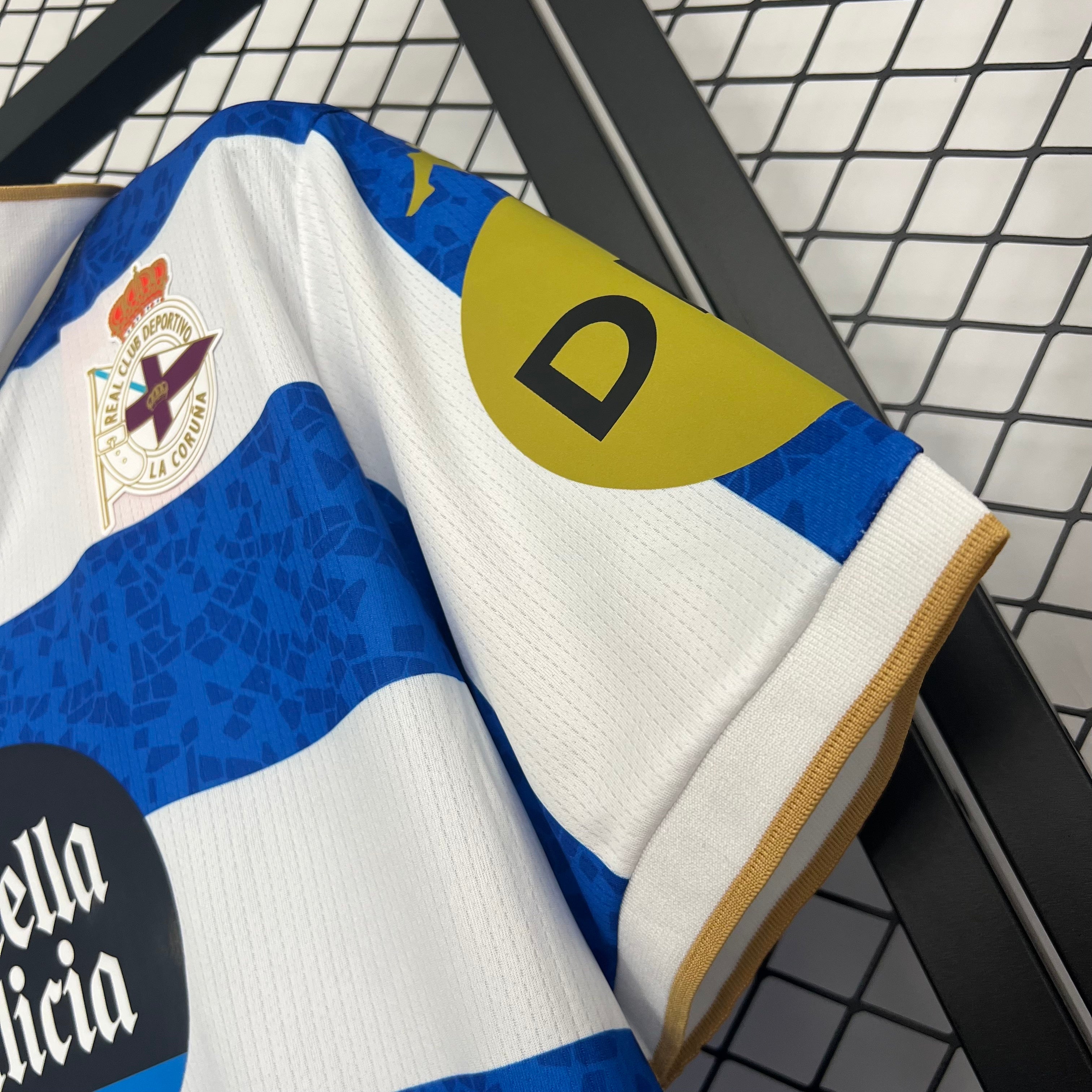 Deportivo La Coruna home jersey. Season 25/26