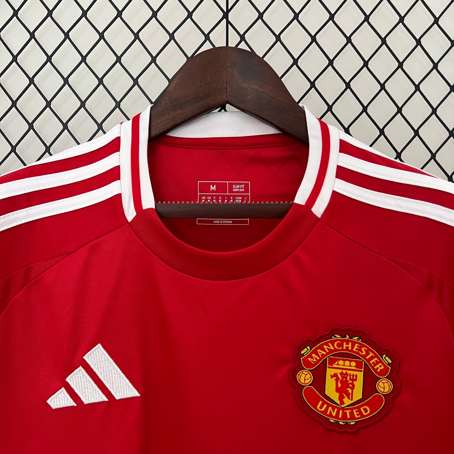Manchester United home jersey. Season 24/25