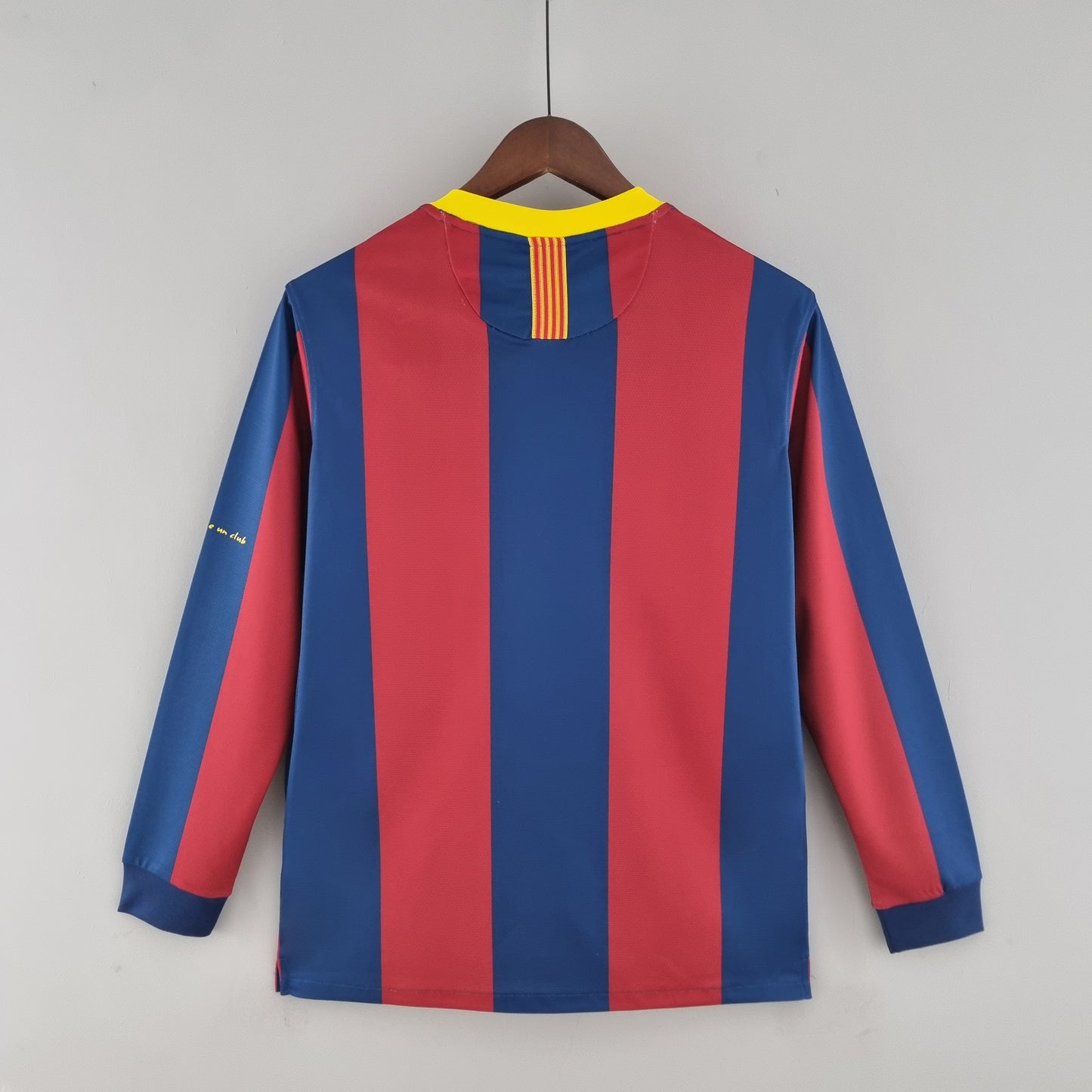 Barcelona longsleeve home jersey. Season 10/11