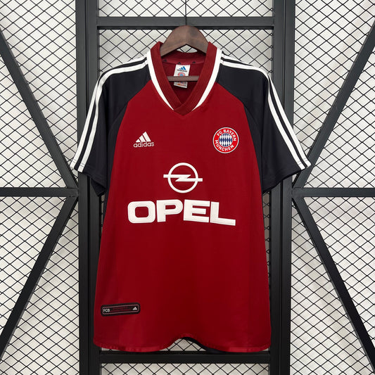 Bayern Munich home jersey. Season 01/02