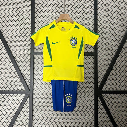 Brazil home kids set. Season 01/02