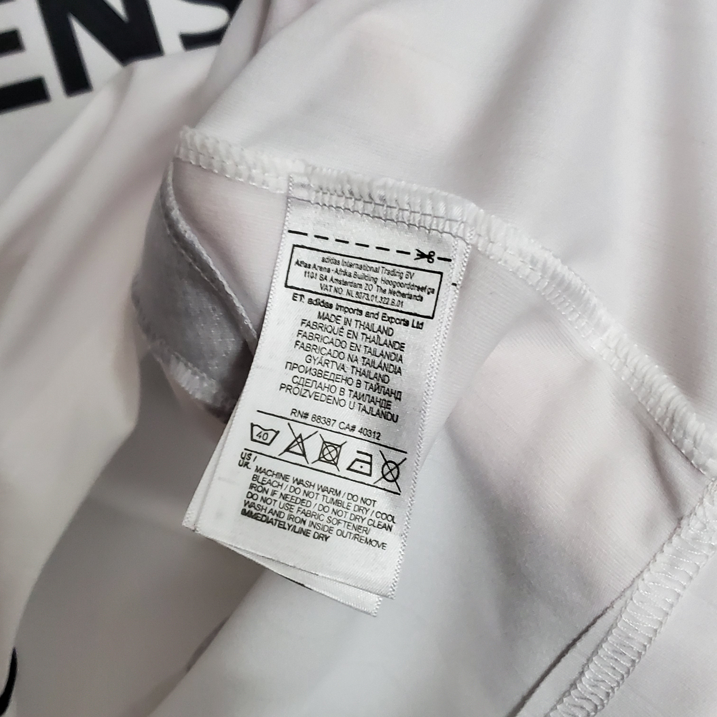 Real Madrid home jersey. Season 06/07