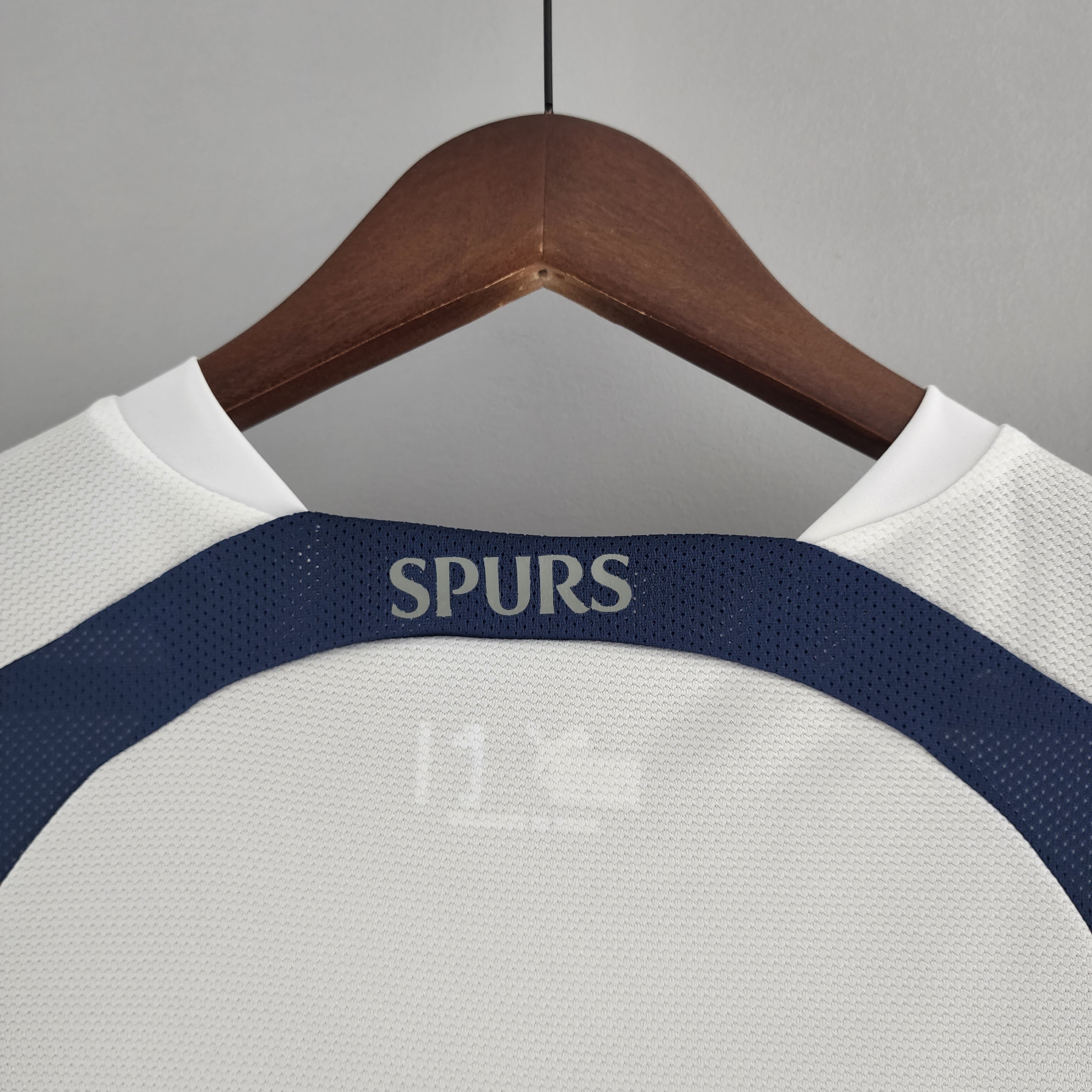 Tottenham Hotspur home jersey. Season 06/07