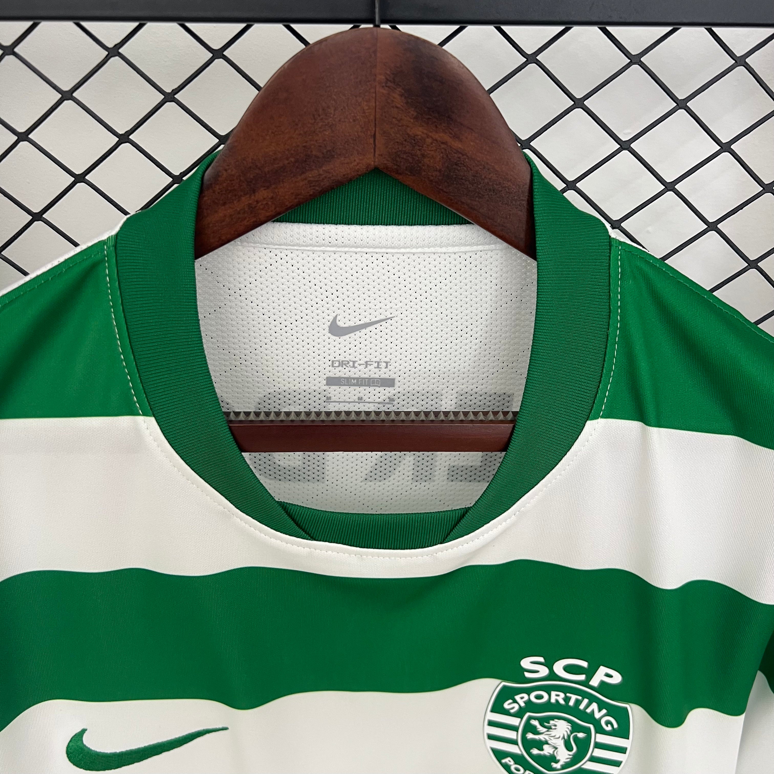 Sporting home jersey. Season 25/26