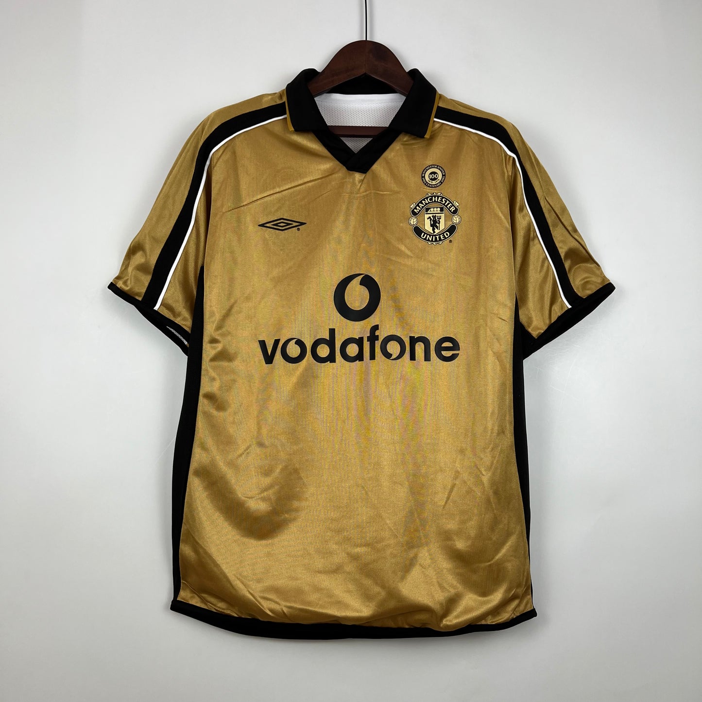 Manchester United 100th Anniversary double-sided jersey. Season 01/02