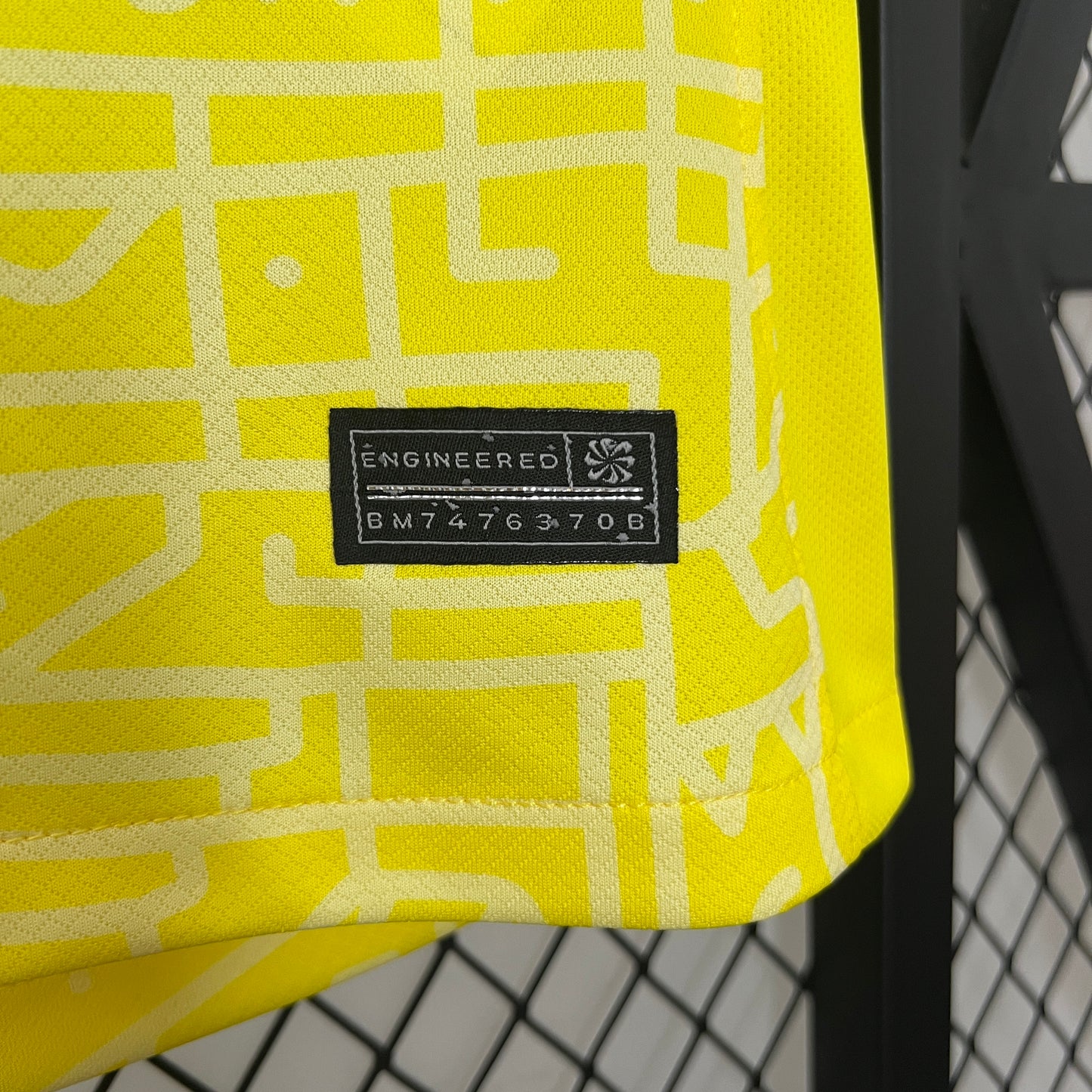 Brazil home jersey for women. Season 23/24