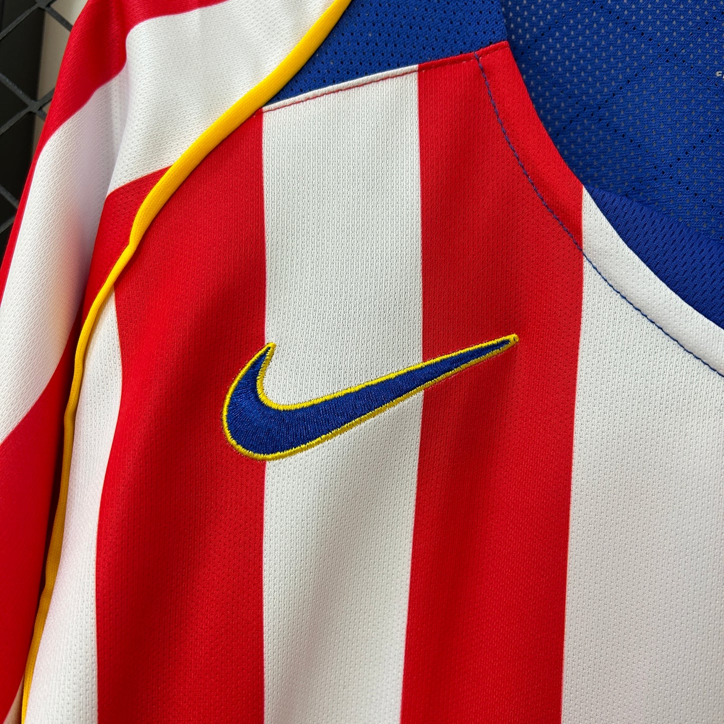 Atletico Madrid longsleeve home jersey. Season 04/05