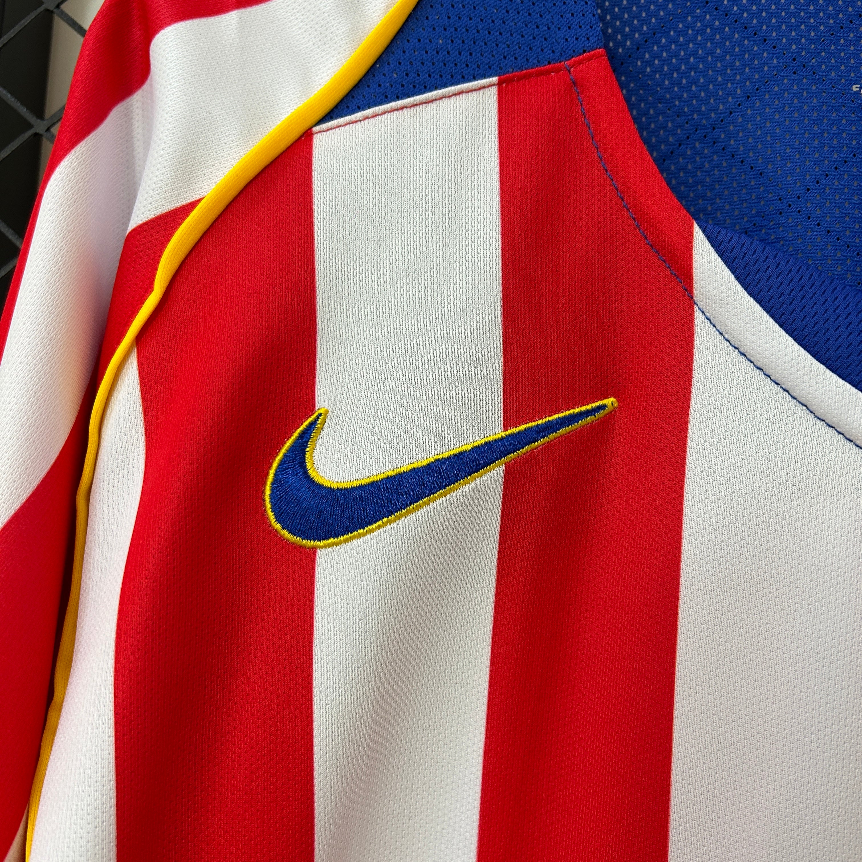 Atletico Madrid longsleeve home jersey. Season 04/05