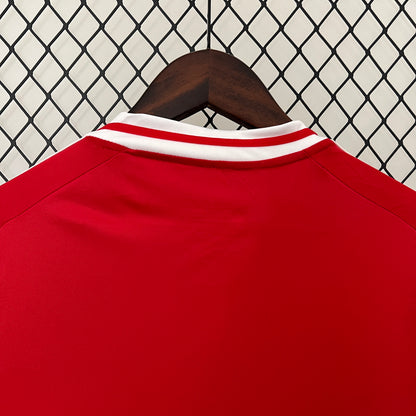 Manchester United home jersey. Season 24/25