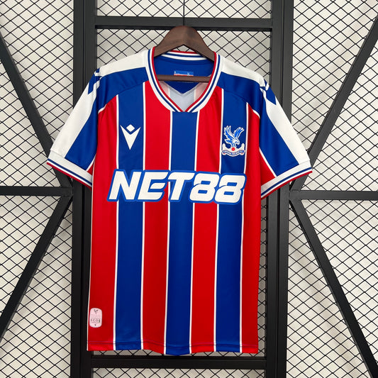 Crystal Palace home jersey. Season 25/26