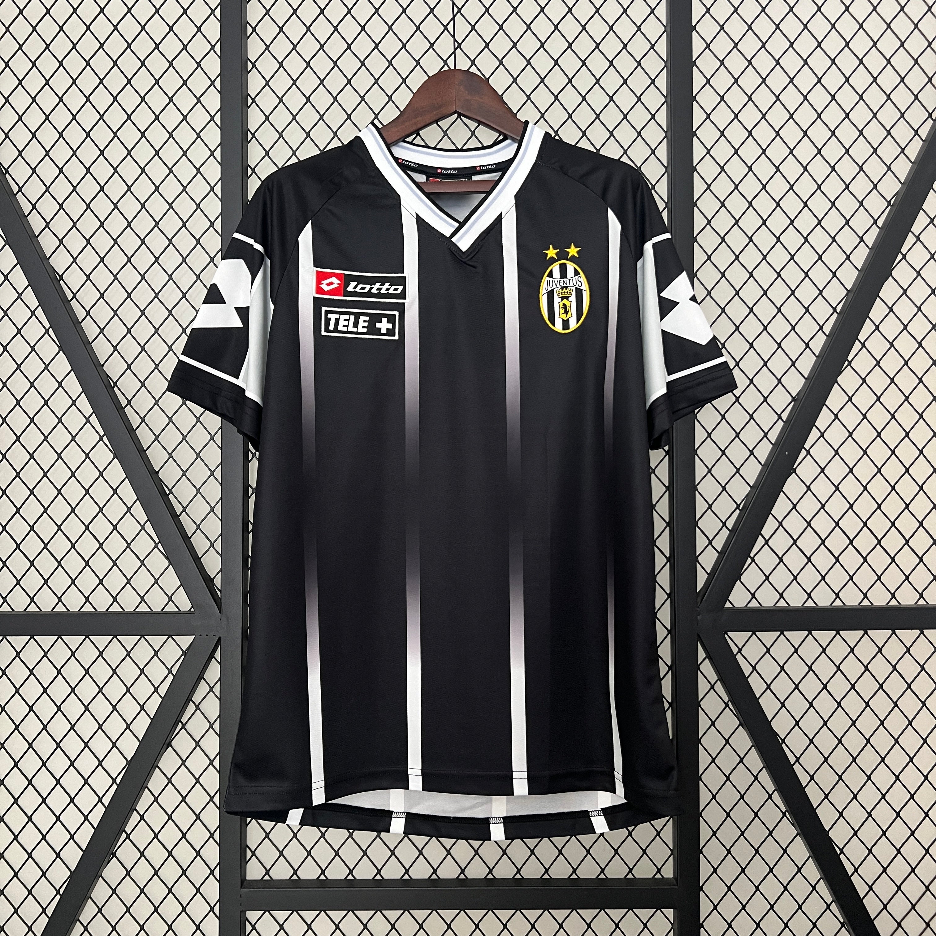 Juventus training jersey. Season 00/01