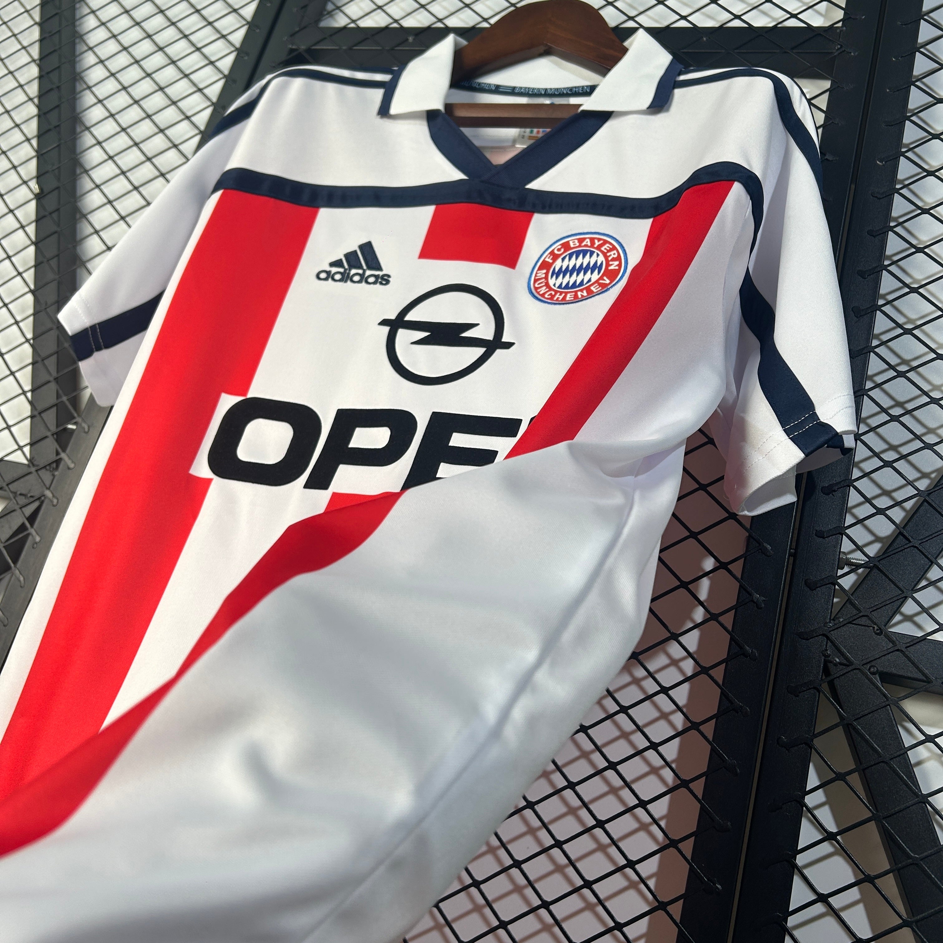 Bayern Munich away jersey. Season 00/02