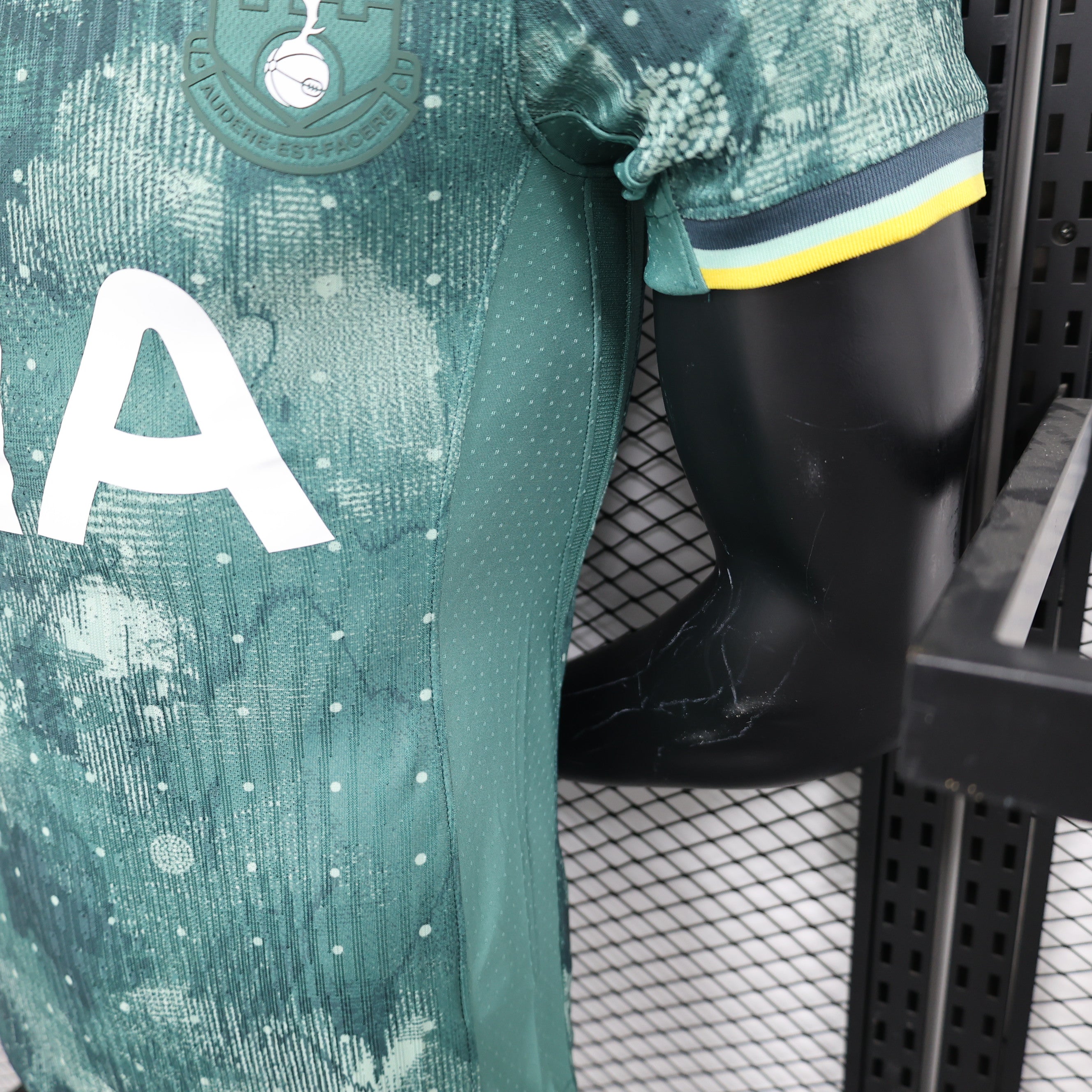 Tottenham Hotspur third jersey. Season 24/25 (Player Version)