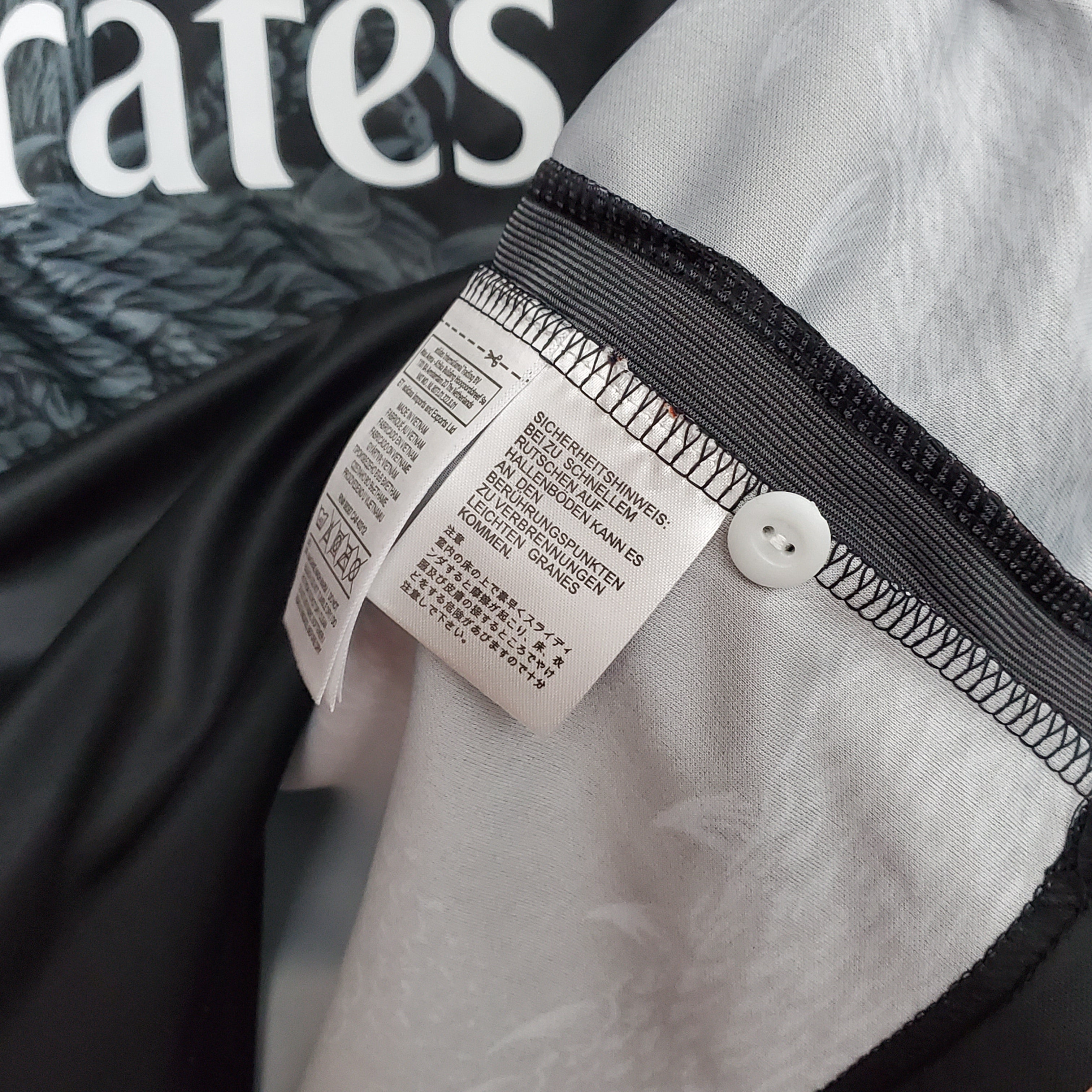 Real Madrid longsleeve third jersey. Season 14/15