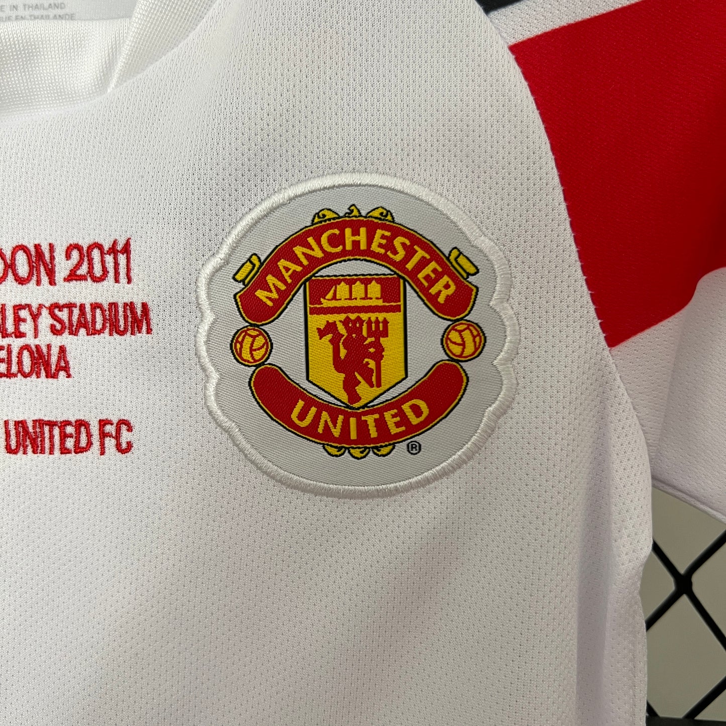 Mancheter United UCL 2011 Final away kids set.