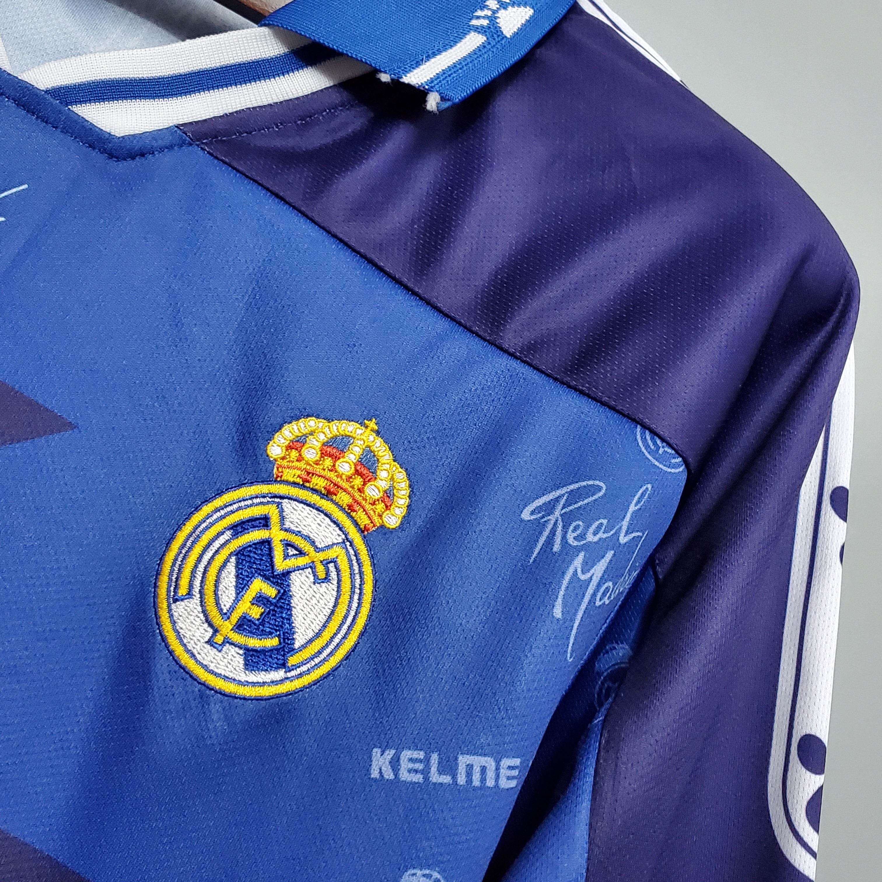 Real Madrid away jersey. Season 94/95