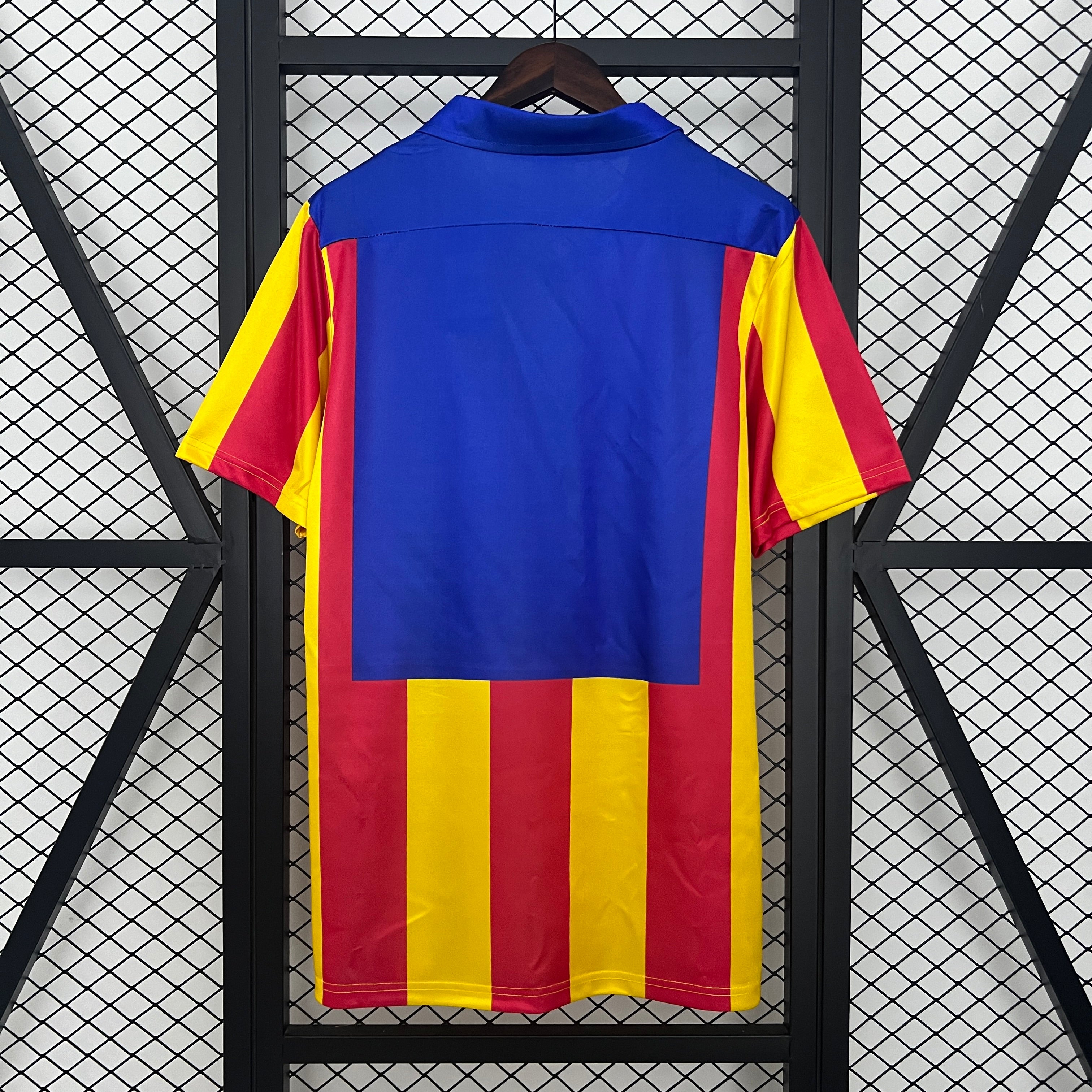Valencia home jersey. Season 80/81