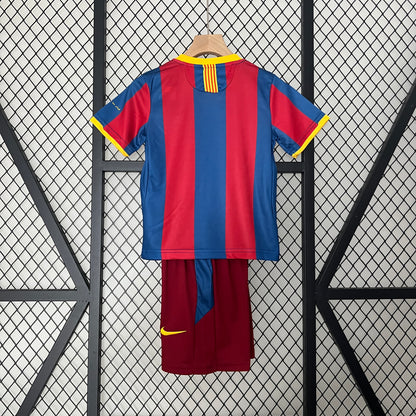 Barcelona home kids set. Season 10/11
