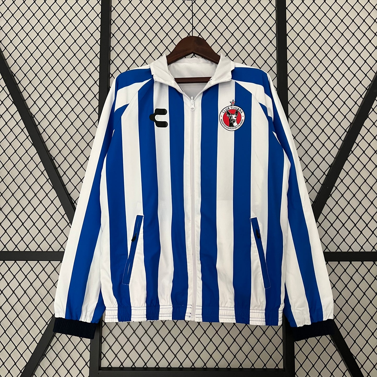 Xoloitzcuintles de Caliente double-sided Windbreaker