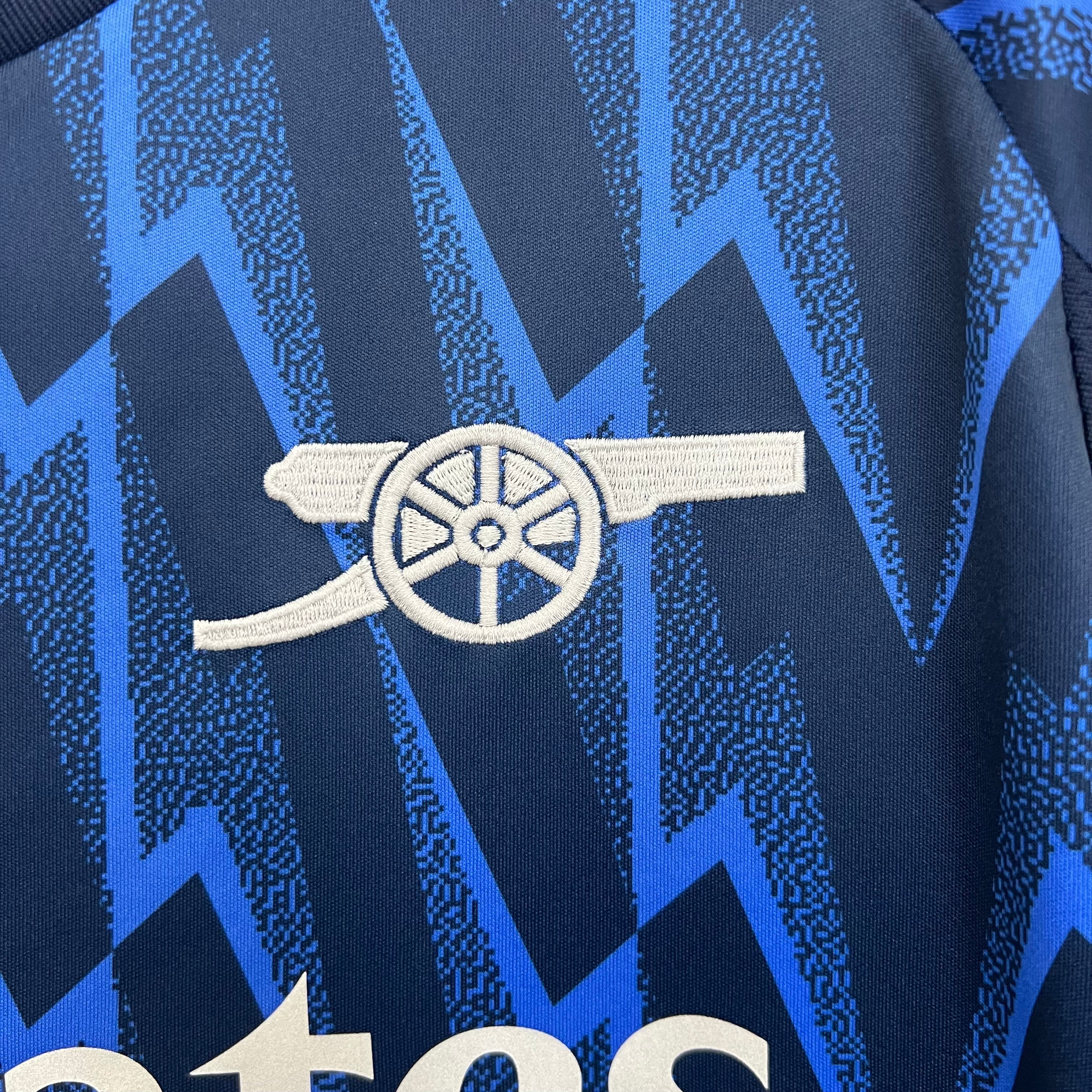 Arsenal away jersey. Season 25/26