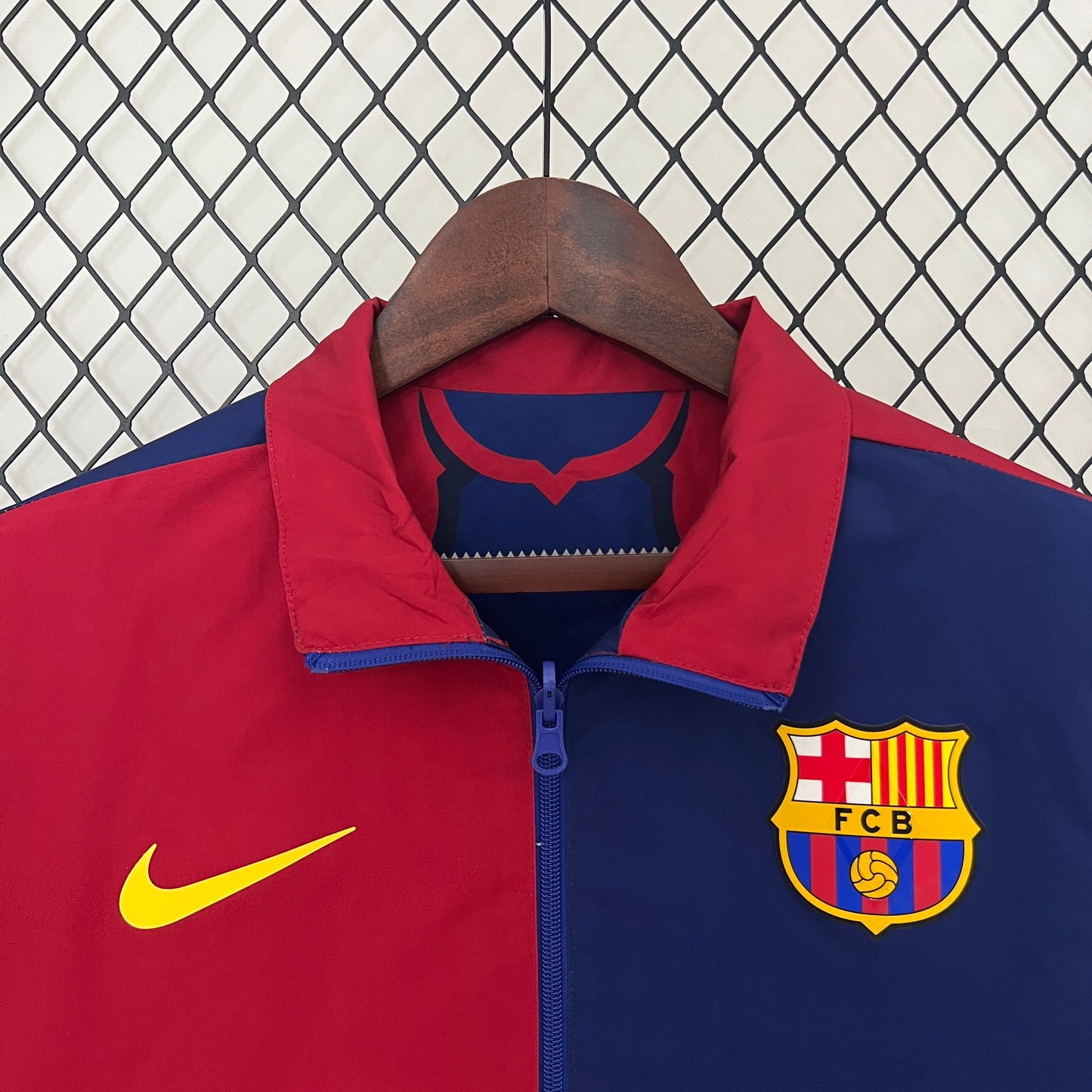 Barcelona double-sided Windbreaker