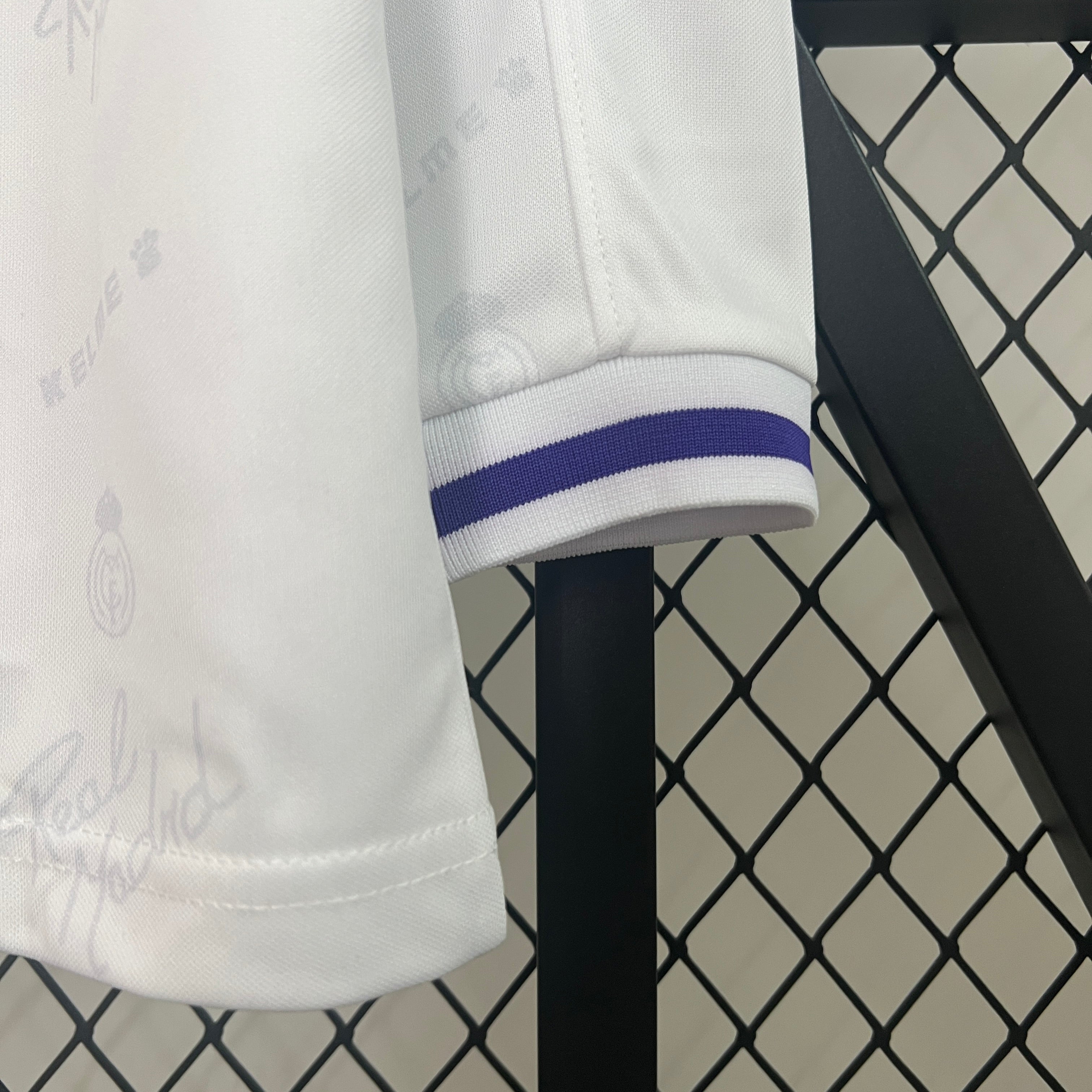 Real Madrid longsleeve home jersey. Season 94/95