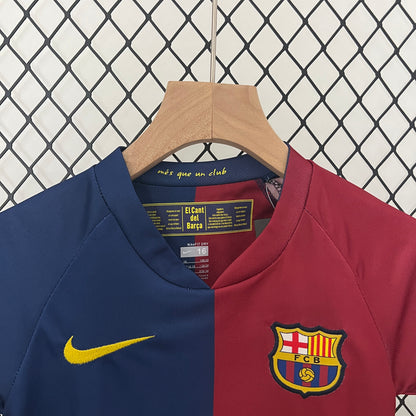 Barcelona home kids set. Season 08/09