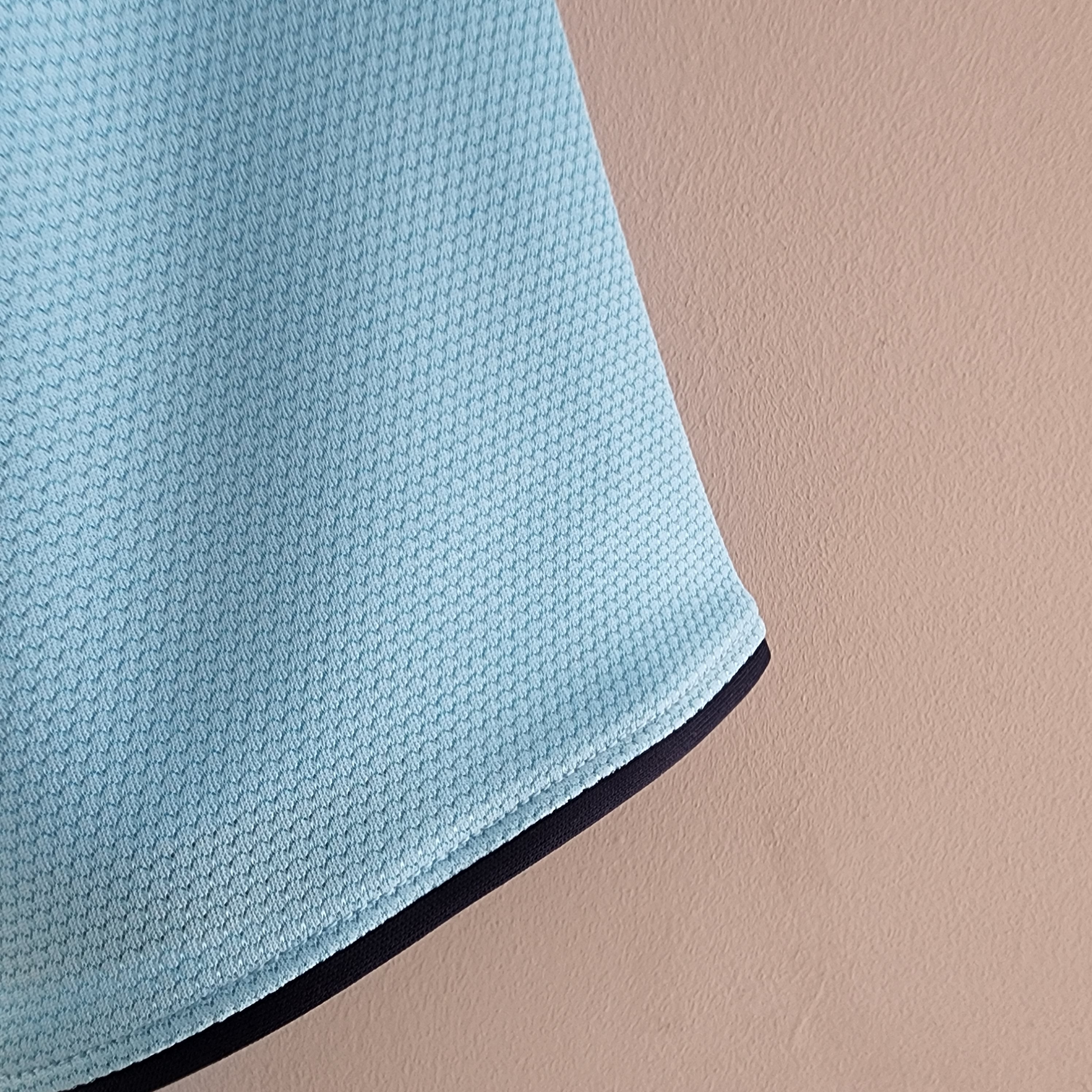 Tottenham Hotspur away jersey. Season 06/07