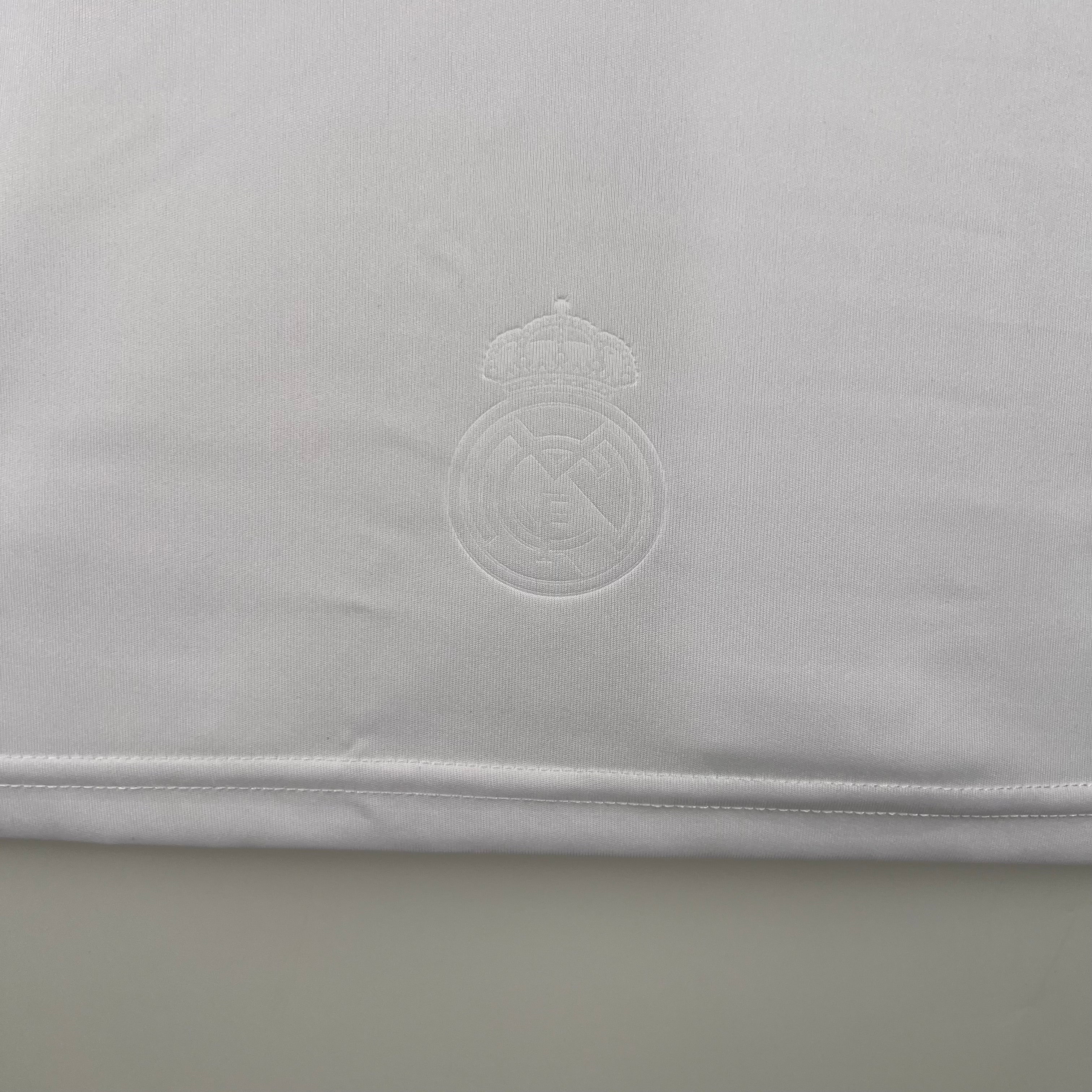 Real Madrid home jersey. Season 08/09